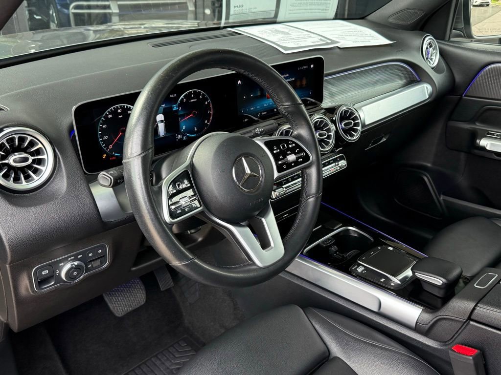 Certified 2021 Mercedes-Benz GLB 250 w/ Premium Package image 20