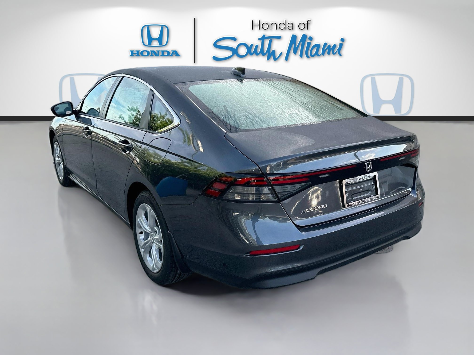 Used 2025 Honda Accord LX image 4