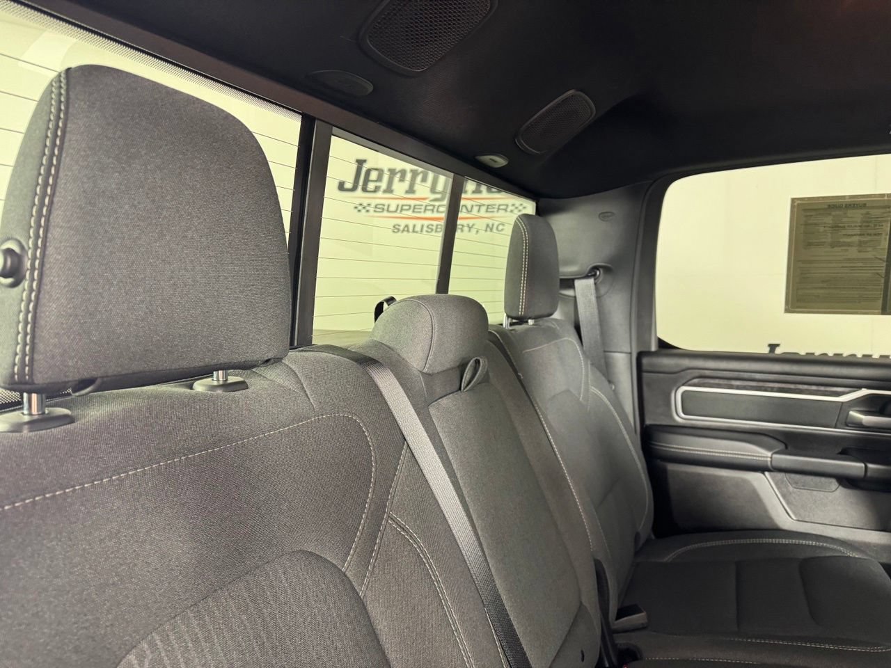 Used 2023 RAM 1500 Big Horn AWD/4WD image 30