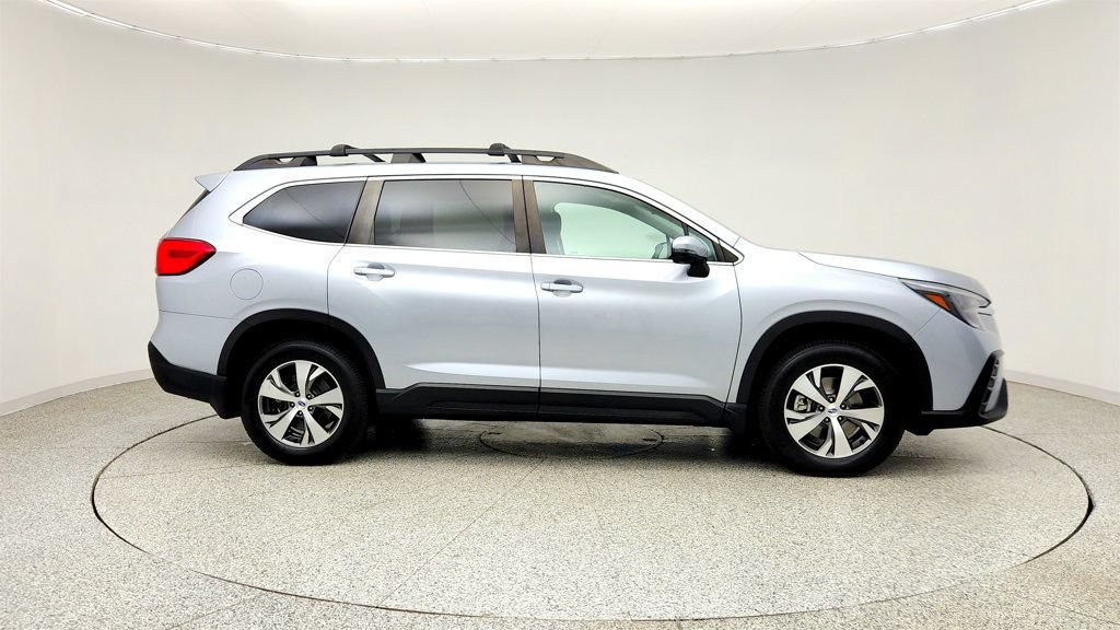 Used 2023 Subaru Ascent Premium w/ Convenience Package AWD/4WD image 4