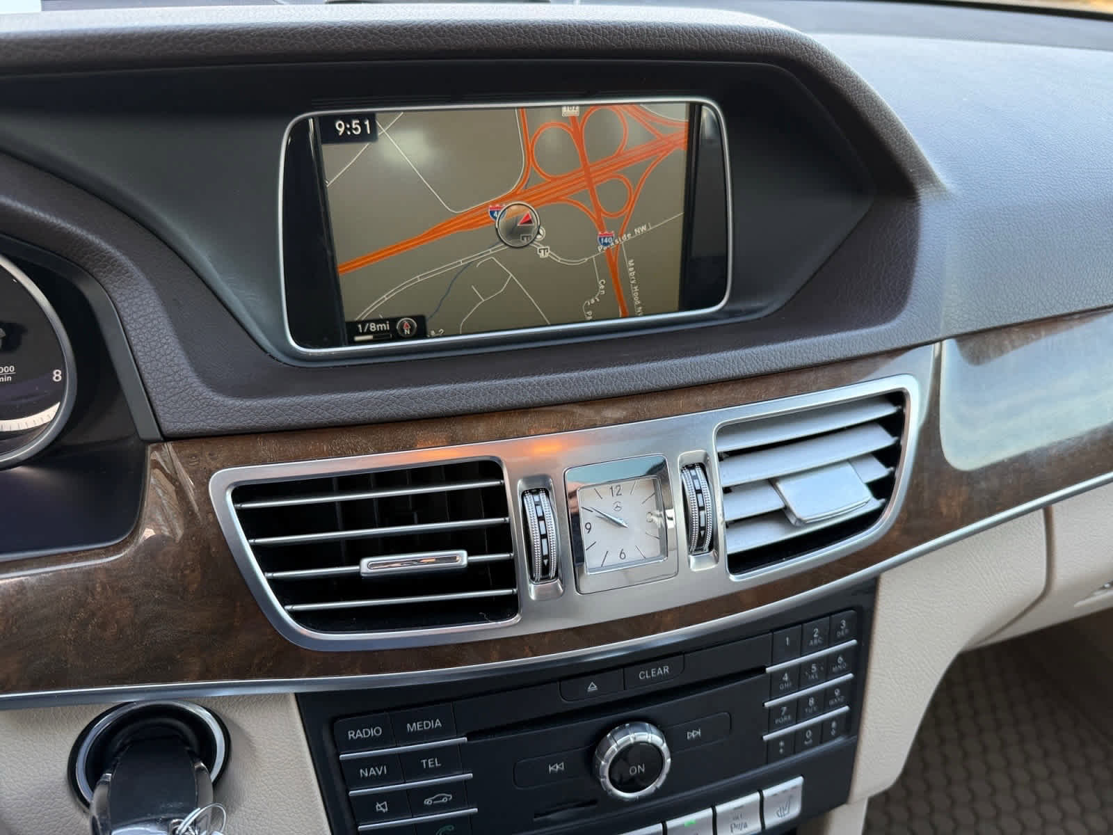 Certified 2016 Mercedes-Benz E 350 4MATIC Wagon image 18