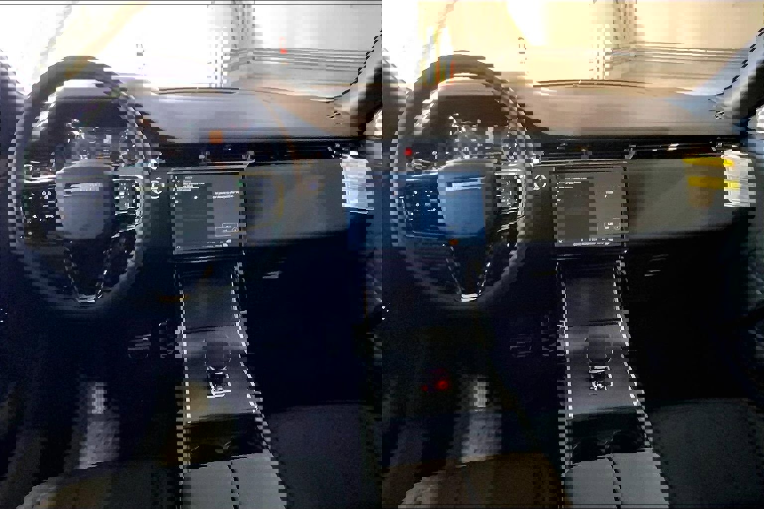 New 2026 Land Rover Range Rover Evoque Dynamic SE image 5