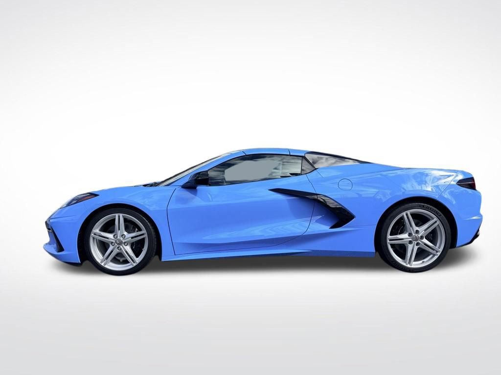 Used 2024 Chevrolet Corvette Stingray Premium Conv w/ Stealth Interior Trim Package image 3
