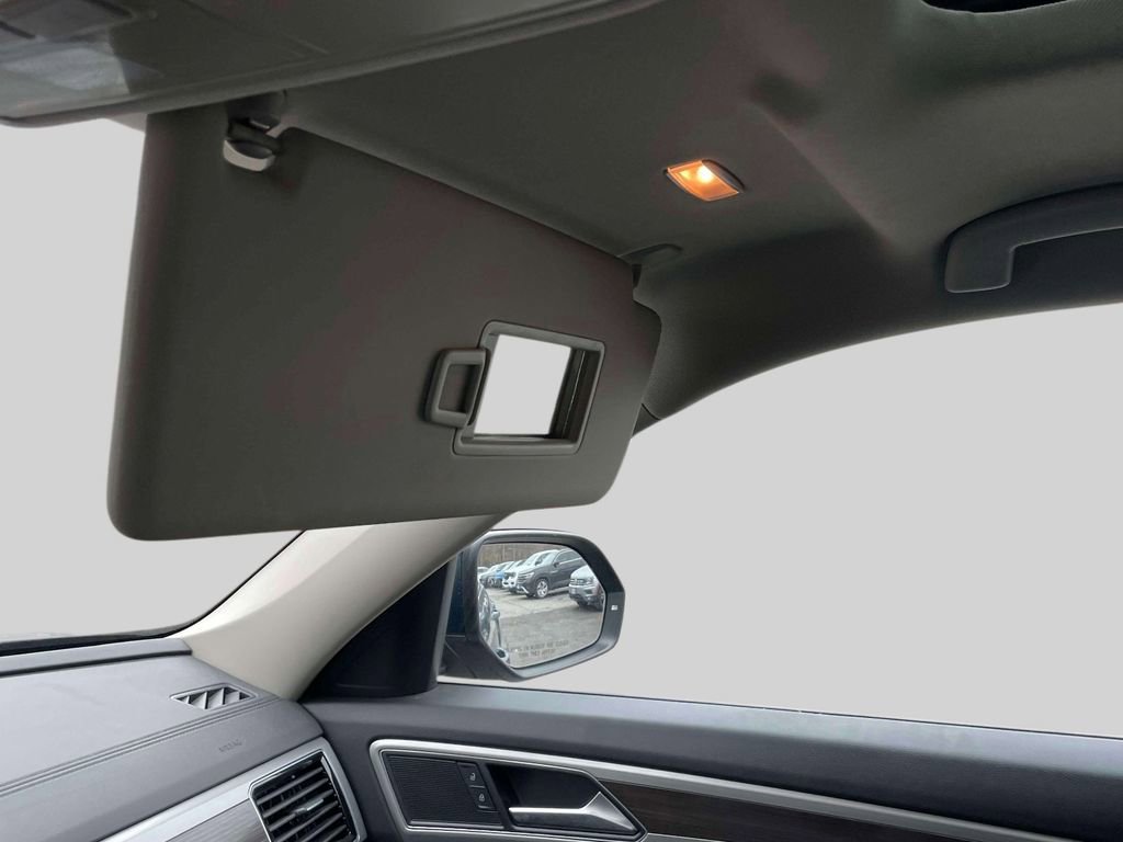 Used 2019 Volkswagen Atlas SEL AWD/4WD image 35