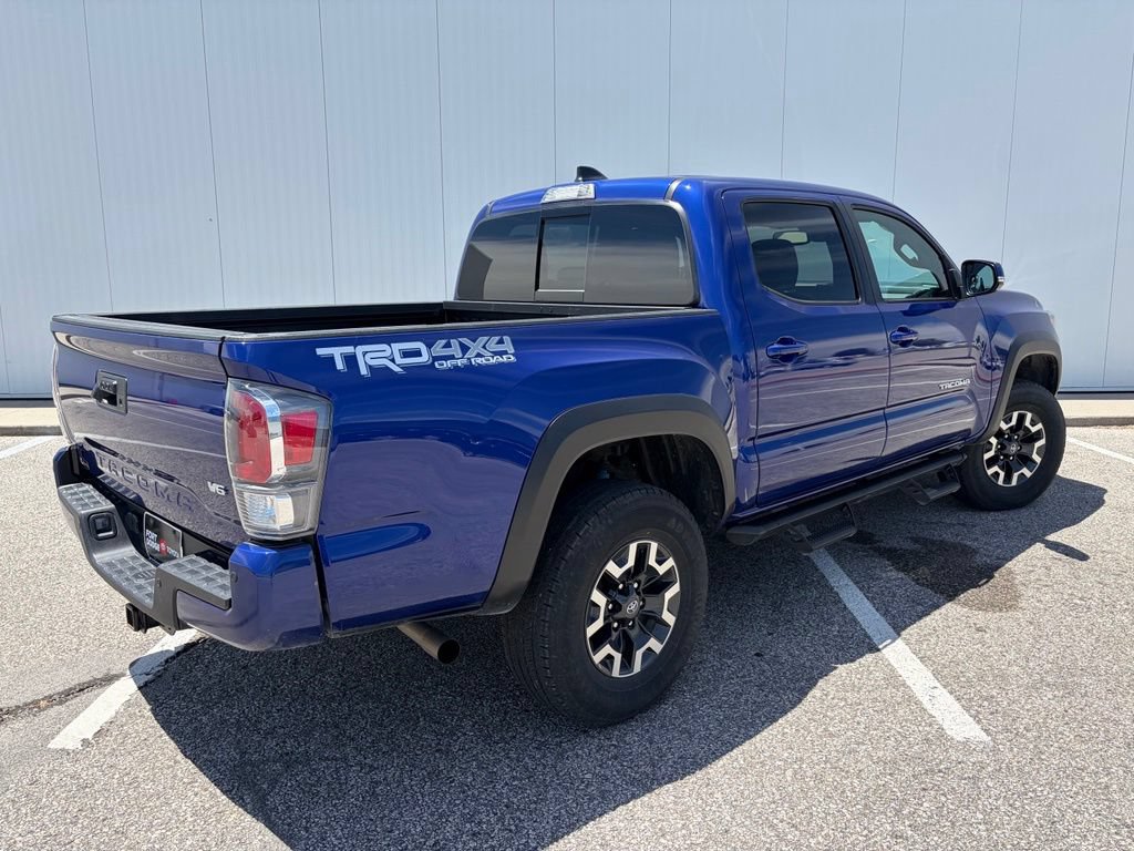 Used 2023 Toyota Tacoma TRD Off-Road w/ TRD Premium Off Road Package AWD/4WD image 6