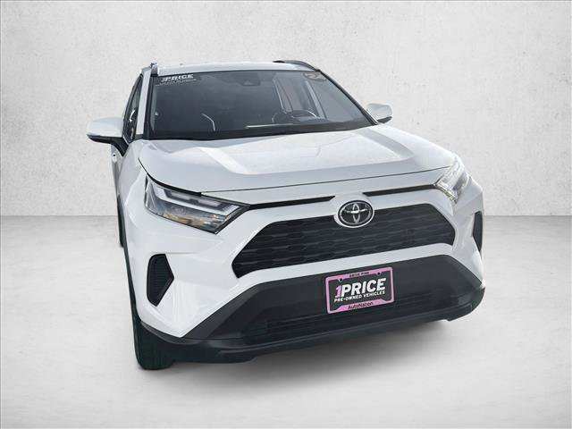 Used 2024 Toyota RAV4 XLE image 3