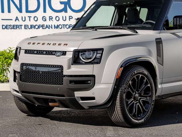 New 2026 Land Rover Defender 110 OCTA AWD/4WD image 2