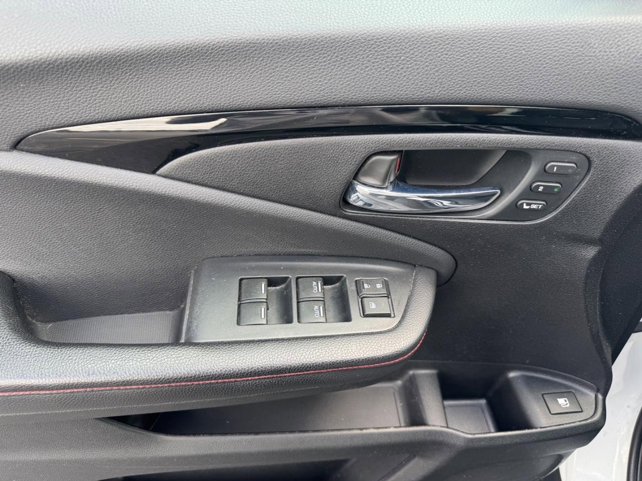 Certified 2021 Honda Ridgeline Black Edition image 21