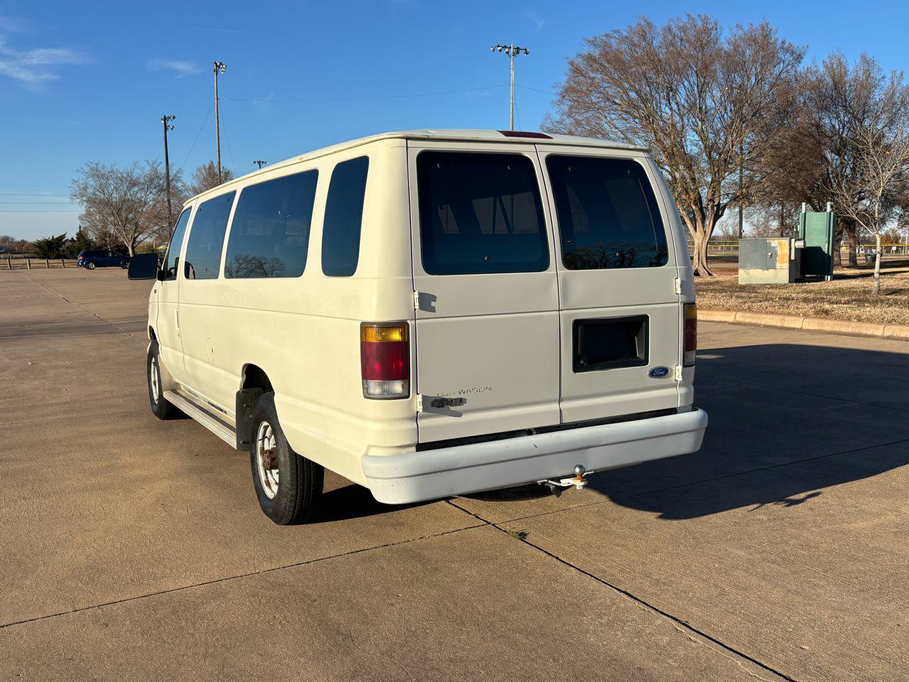 Used 1993 Ford E-350 and Econoline 350 XLT RWD image 7