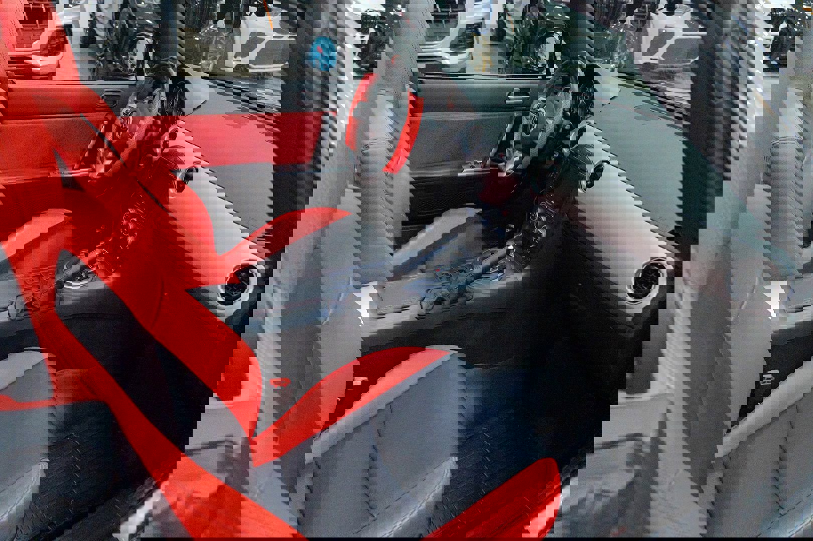 Used 2014 MAZDA MX-5 Miata Grand Touring image 18