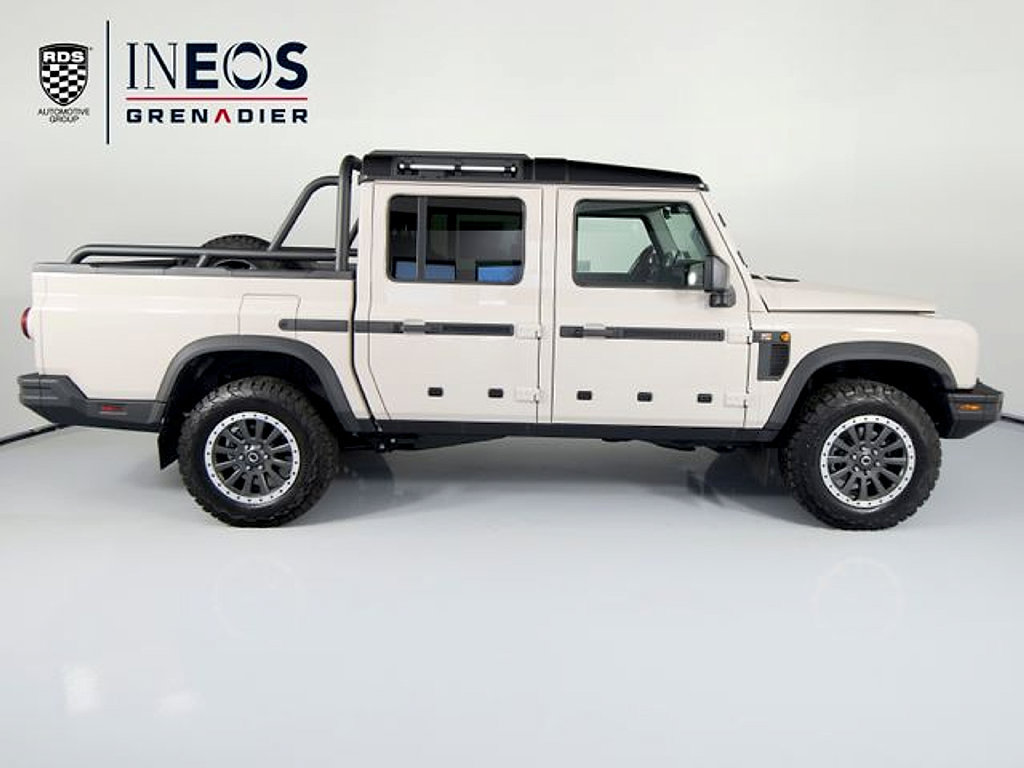 New 2025 INEOS Grenadier Fieldmaster Edition AWD/4WD image 4