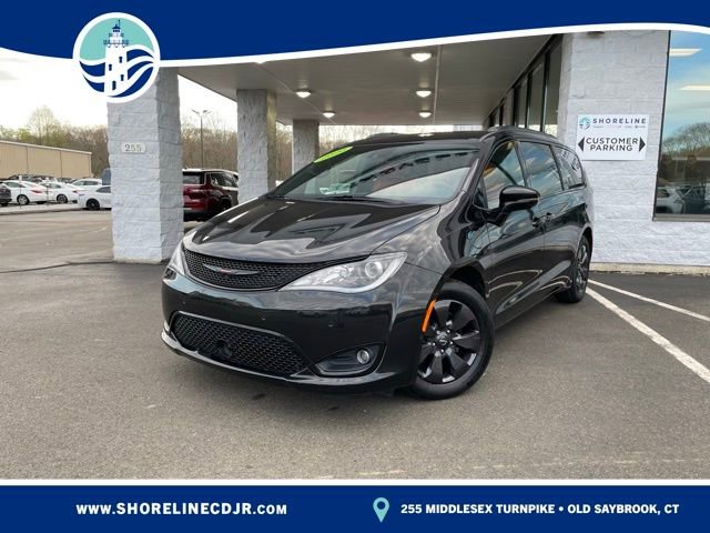 Used 2020 Chrysler Pacifica Limited w/ Quick Oder Package 2EV RED-S FWD image 1