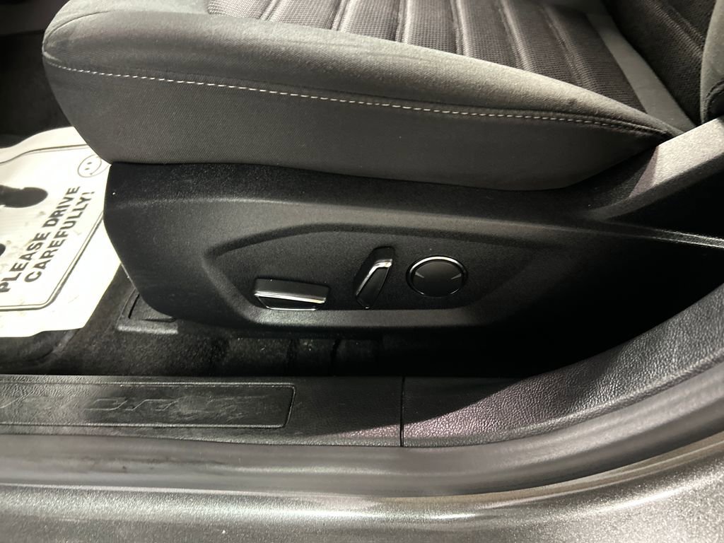 Used 2019 Ford Fusion SE image 12