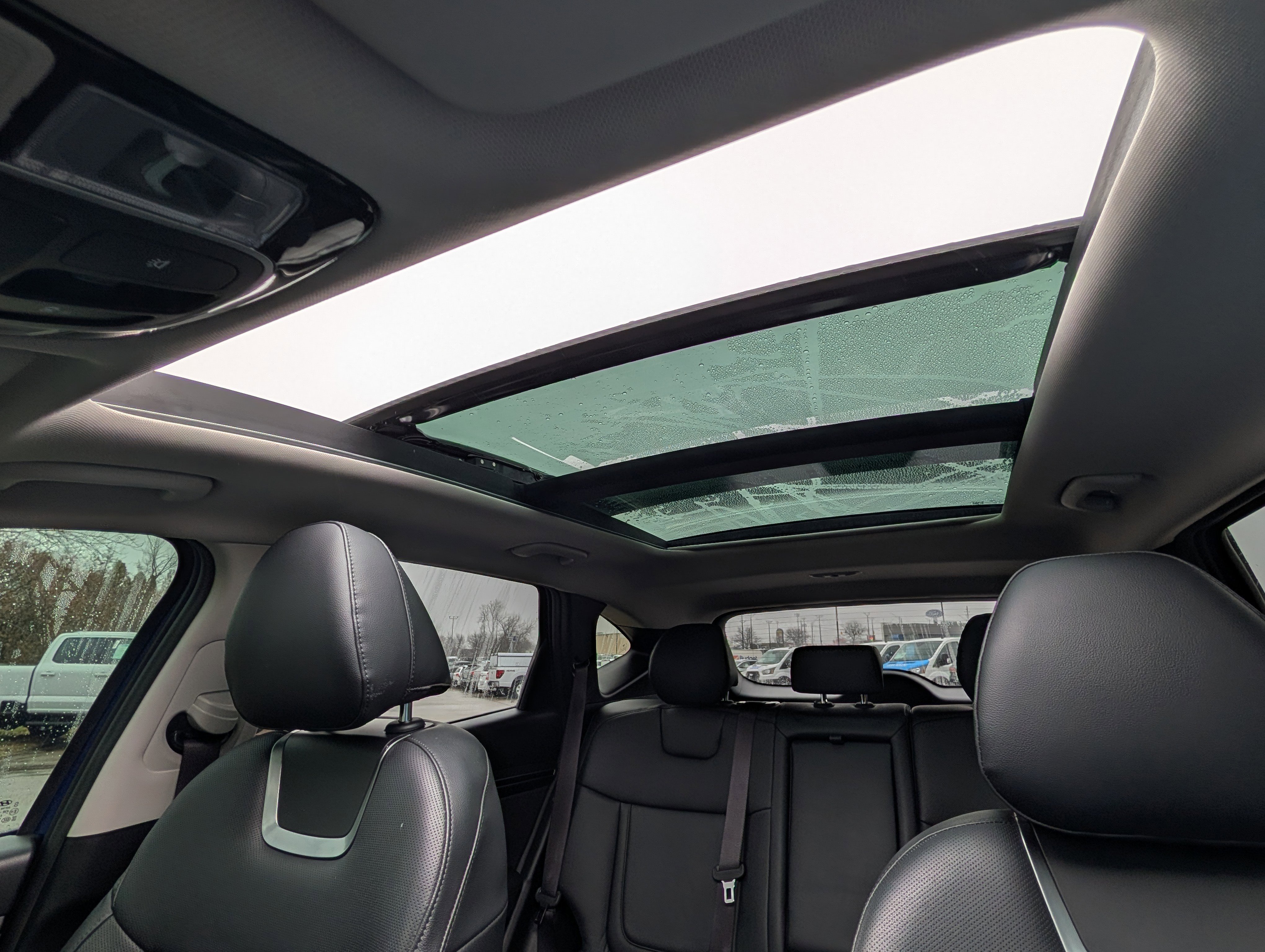 Used 2022 Hyundai Tucson Limited w/ Cargo Package image 25