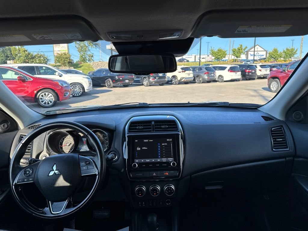 Used 2024 Mitsubishi Outlander Sport SE AWD/4WD image 16