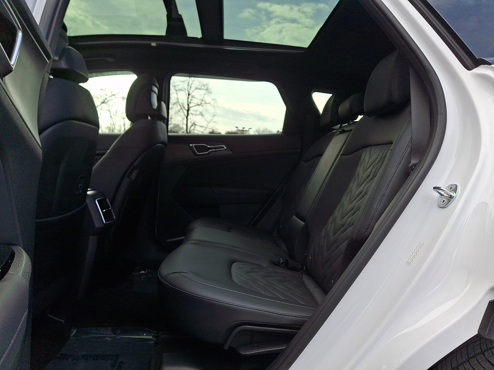 Used 2024 Kia Sportage X-Line w/ X-Line Premium Package image 10