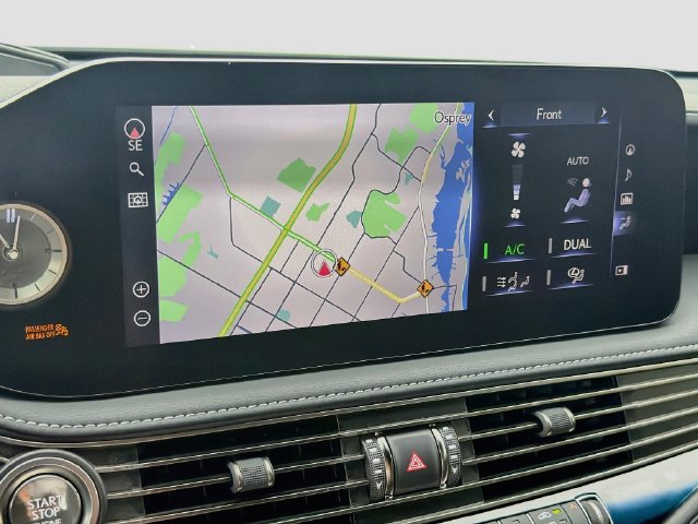 Used 2022 Lexus LS 500 w/ Accessory Package (Z2) RWD image 30
