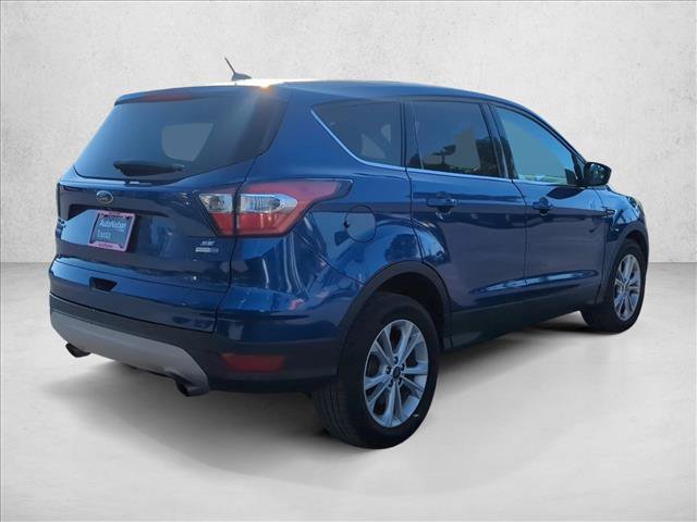 Used 2017 Ford Escape SE w/ SE Cold Weather Package AWD/4WD image 5