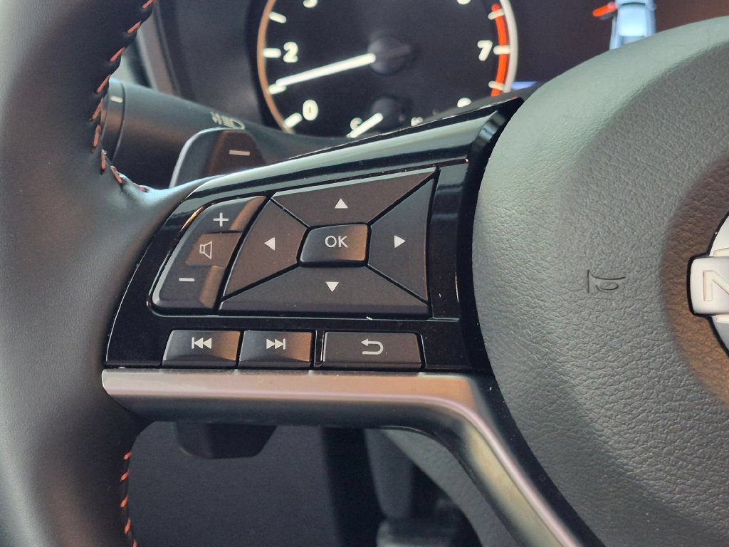 Used 2025 Nissan Altima 2.5 SR FWD image 15