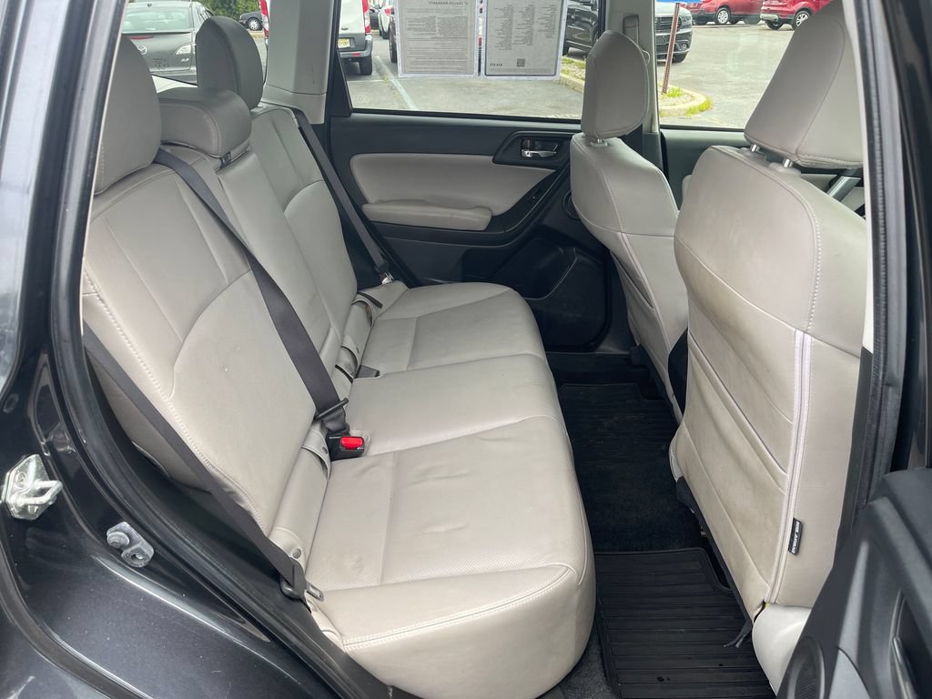 Used 2015 Subaru Forester 2.5i Limited AWD/4WD image 33