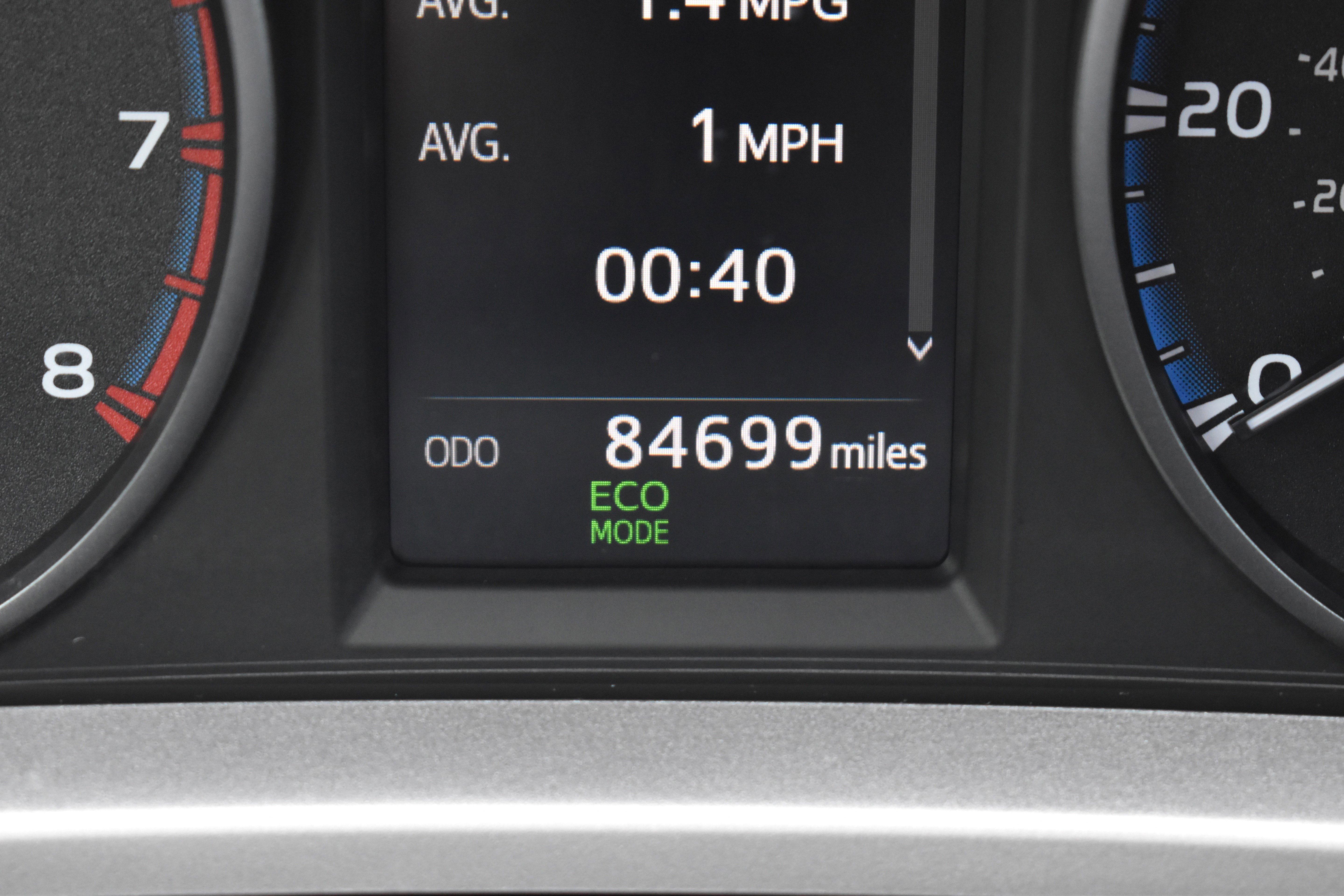 Used 2018 Toyota RAV4 LE w/ All Weather Liner Package image 28