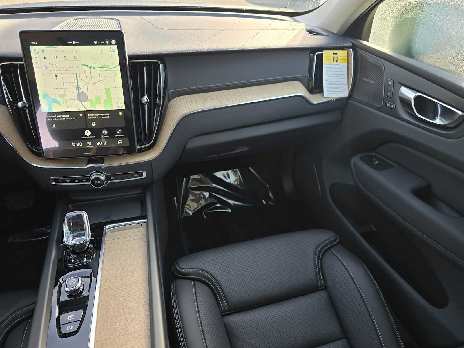 New 2027 Volvo XC60 B5 Ultra AWD/4WD image 18