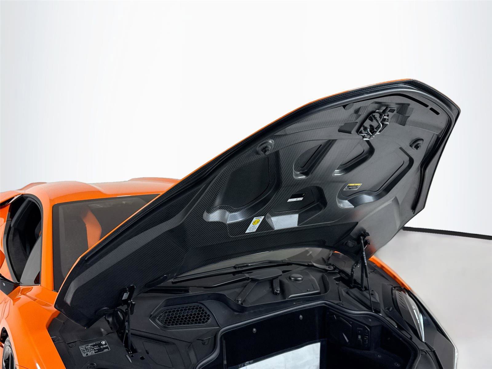 Used 2024 Lamborghini Revuelto image 34