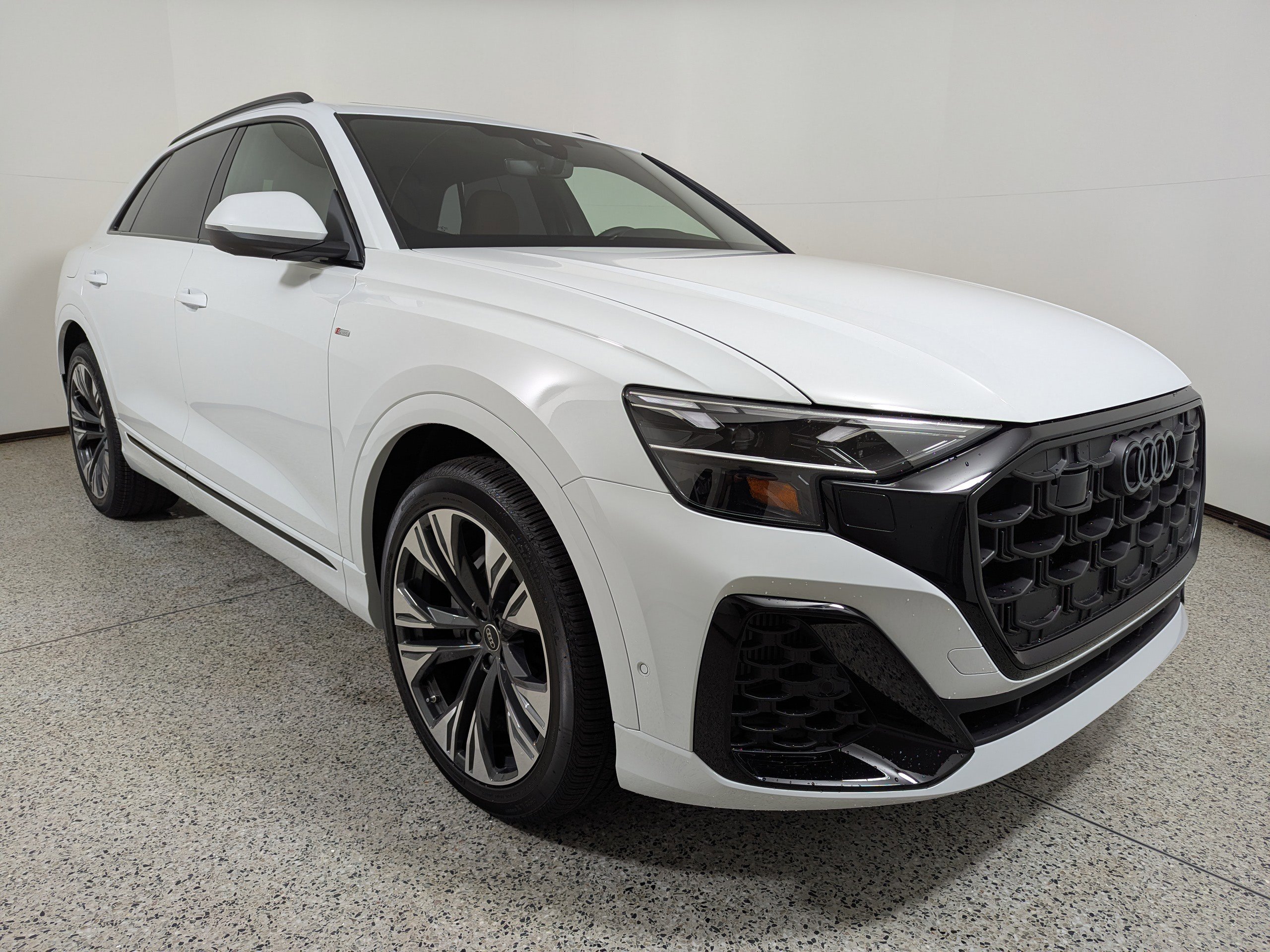 New 2026 Audi Q8 Premium Plus image 1