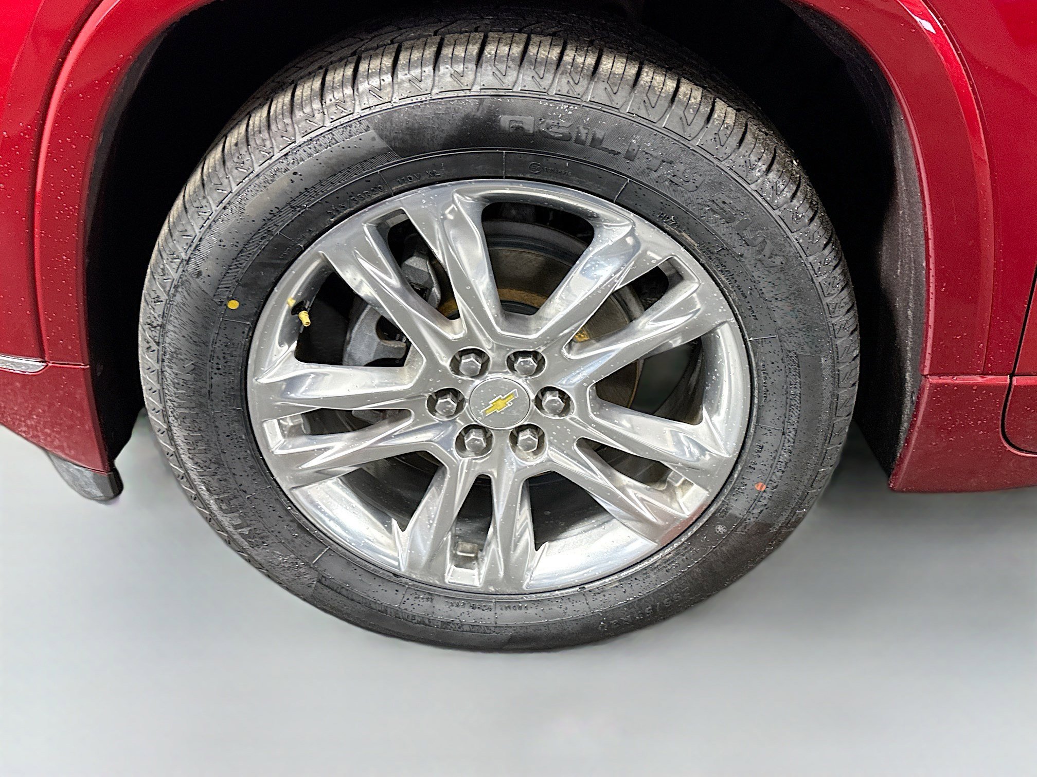 Used 2018 Chevrolet Traverse High Country w/ LPO, Cargo Package image 38