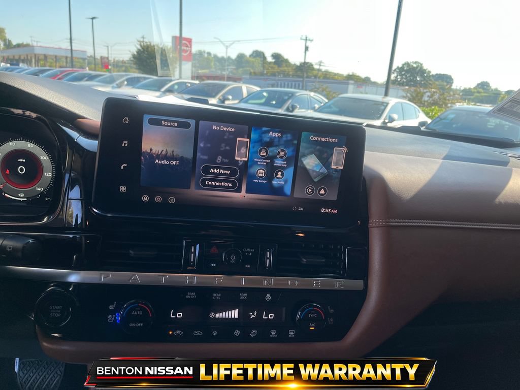 Used 2026 Nissan Pathfinder Platinum AWD/4WD image 18