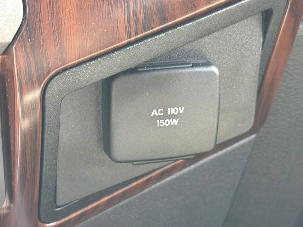 Used 2016 Ford F250 Lariat w/ Lariat Ultimate Package AWD/4WD image 29
