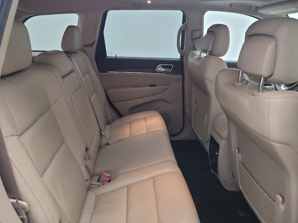 Used 2017 Jeep Grand Cherokee Limited AWD/4WD image 19