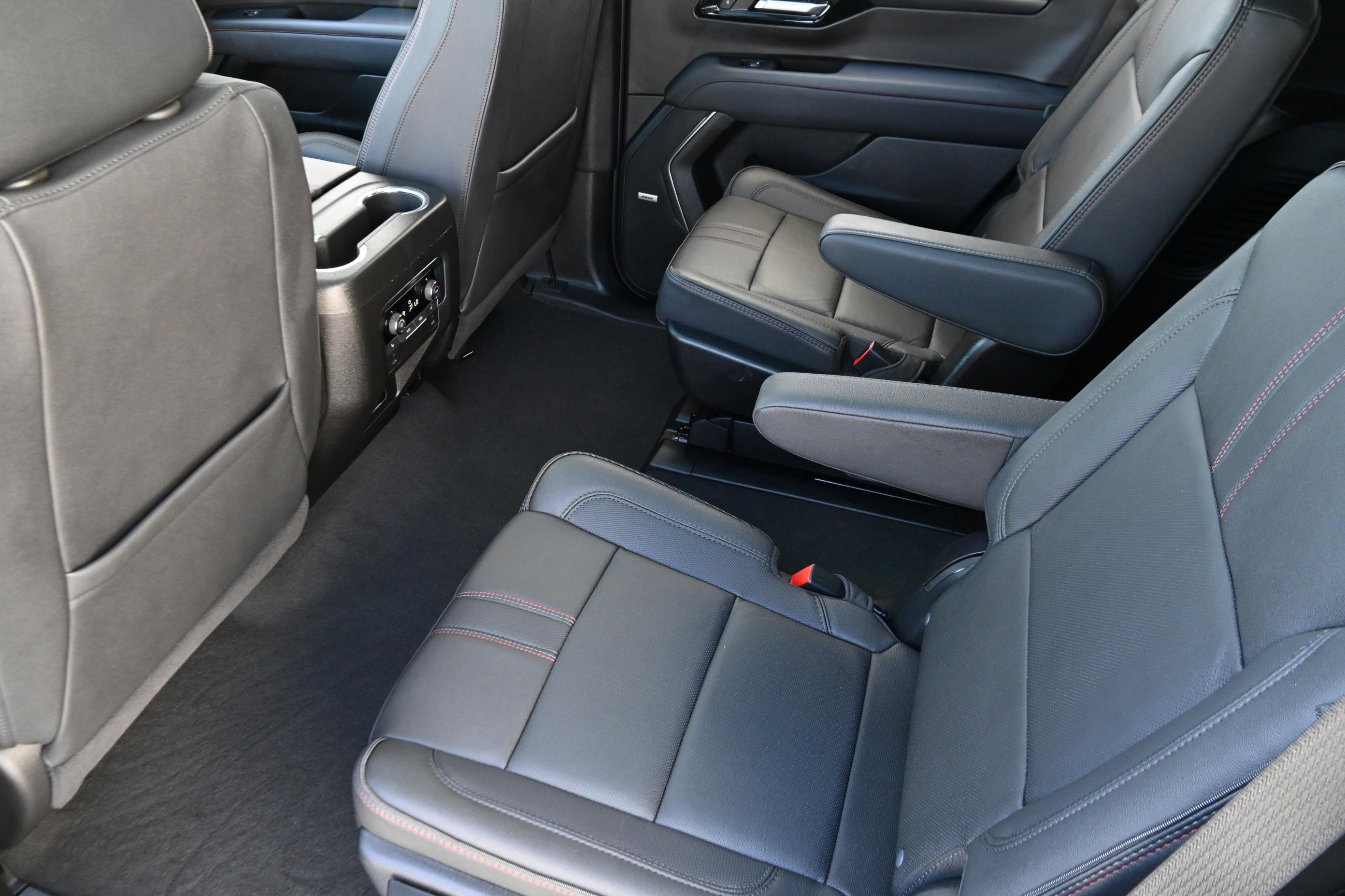 Used 2025 Chevrolet Tahoe RST w/ Comfort Package image 12