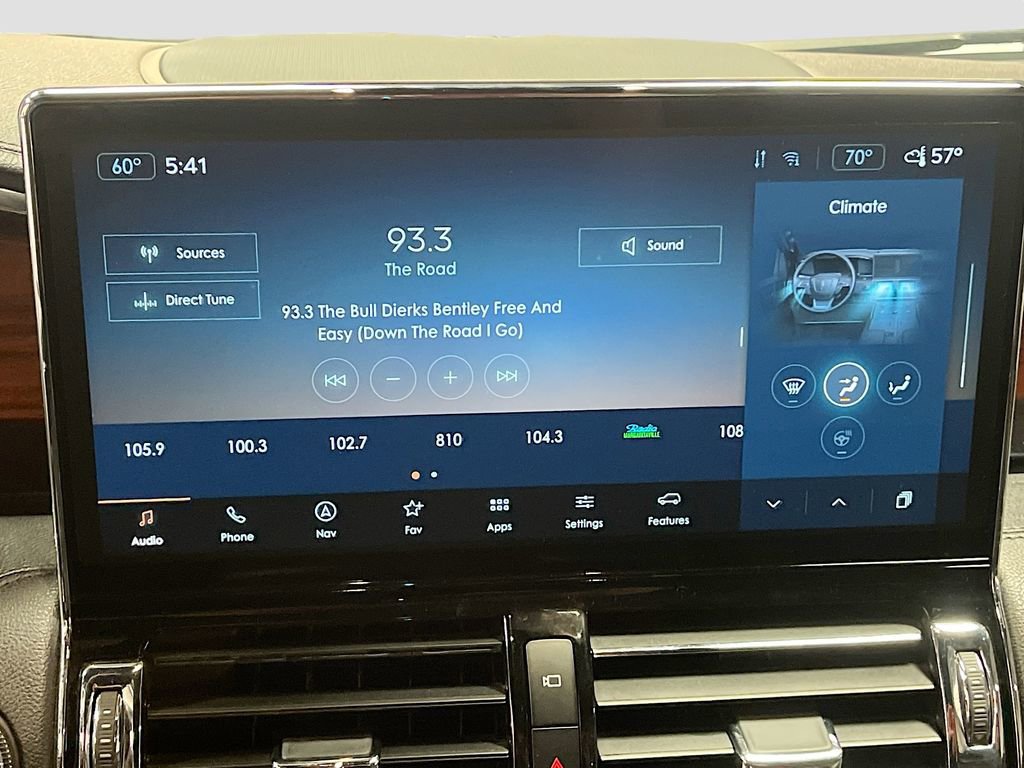 Used 2023 Lincoln Navigator L Reserve AWD/4WD image 15