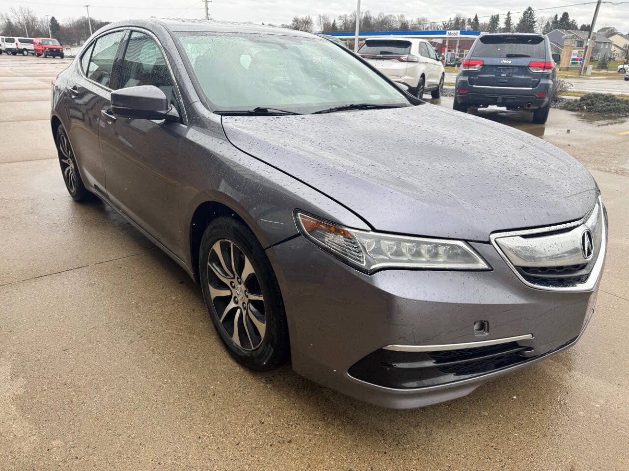 Used 2017 Acura TLX image 25