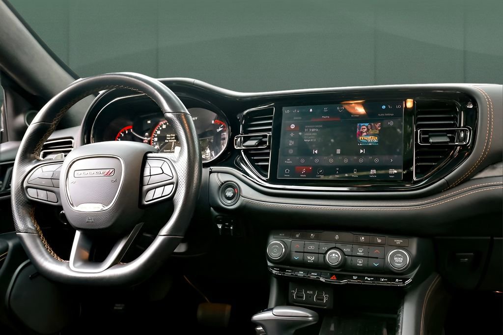Used 2022 Dodge Durango SRT w/ Black Package AWD/4WD image 25