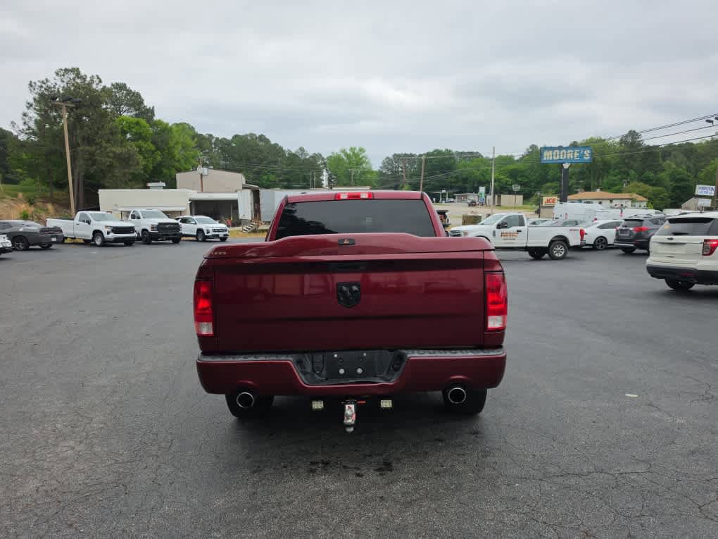 Used 2017 RAM 1500 Express w/ Express Value Package RWD image 4