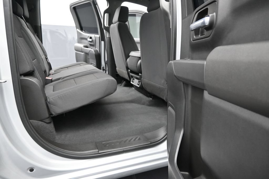 Used 2021 Chevrolet Silverado 1500 Custom RWD image 18