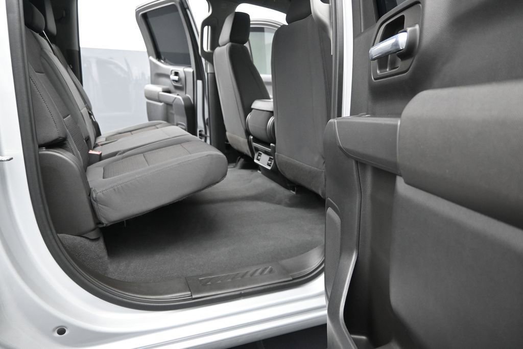 Used 2021 Chevrolet Silverado 1500 Custom RWD image 18