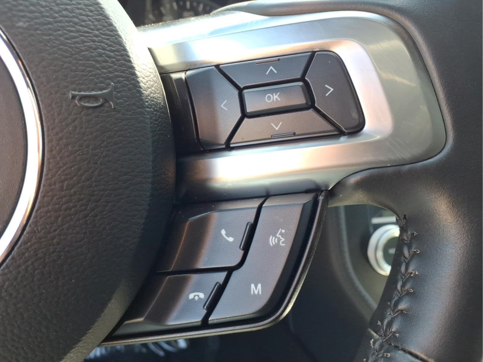 Used 2022 Ford Mustang GT Premium w/ Black Accent Package RWD image 19