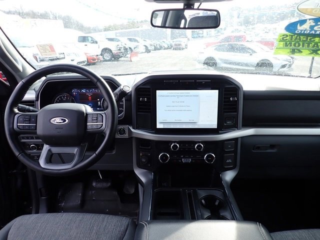 Certified 2022 Ford F150 XLT w/ Equipment Group 302A High image 21