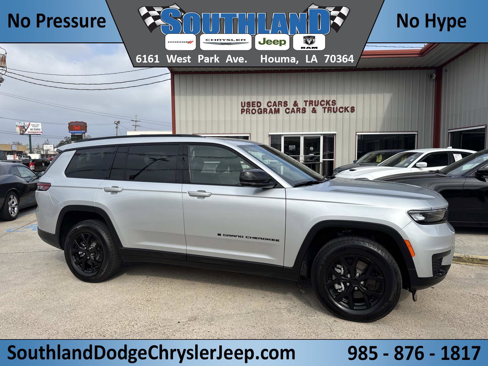 Used 2025 Jeep Grand Cherokee L Altitude image 1