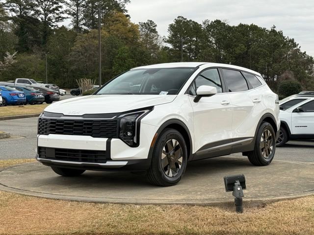 Used 2026 Kia Sportage LX image 3