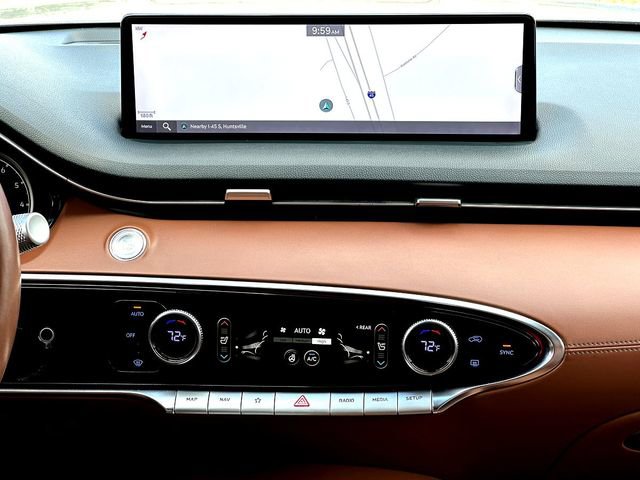 Used 2022 Genesis GV70 2.5T w/ Advanced Package image 30