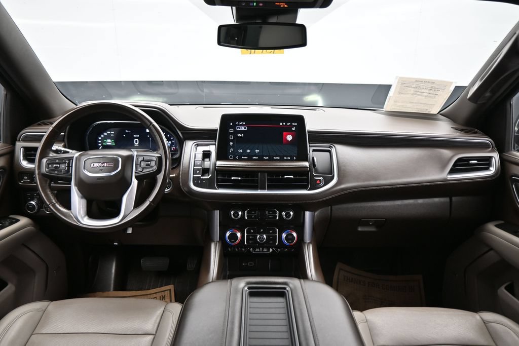 Used 2023 GMC Yukon SLT AWD/4WD image 12