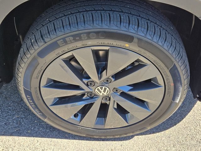 Used 2023 Volkswagen Taos S w/ Driver Assistance Package FWD image 13