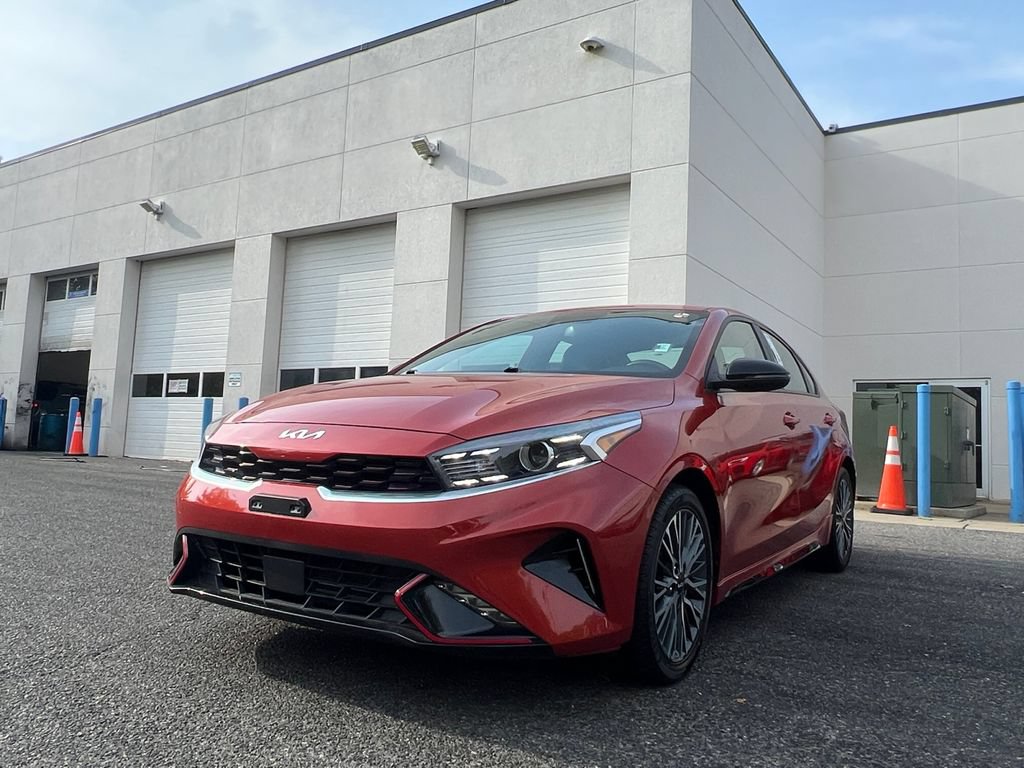 Used 2023 Kia Forte GT-Line w/ GT-Line Technology Package FWD image 32
