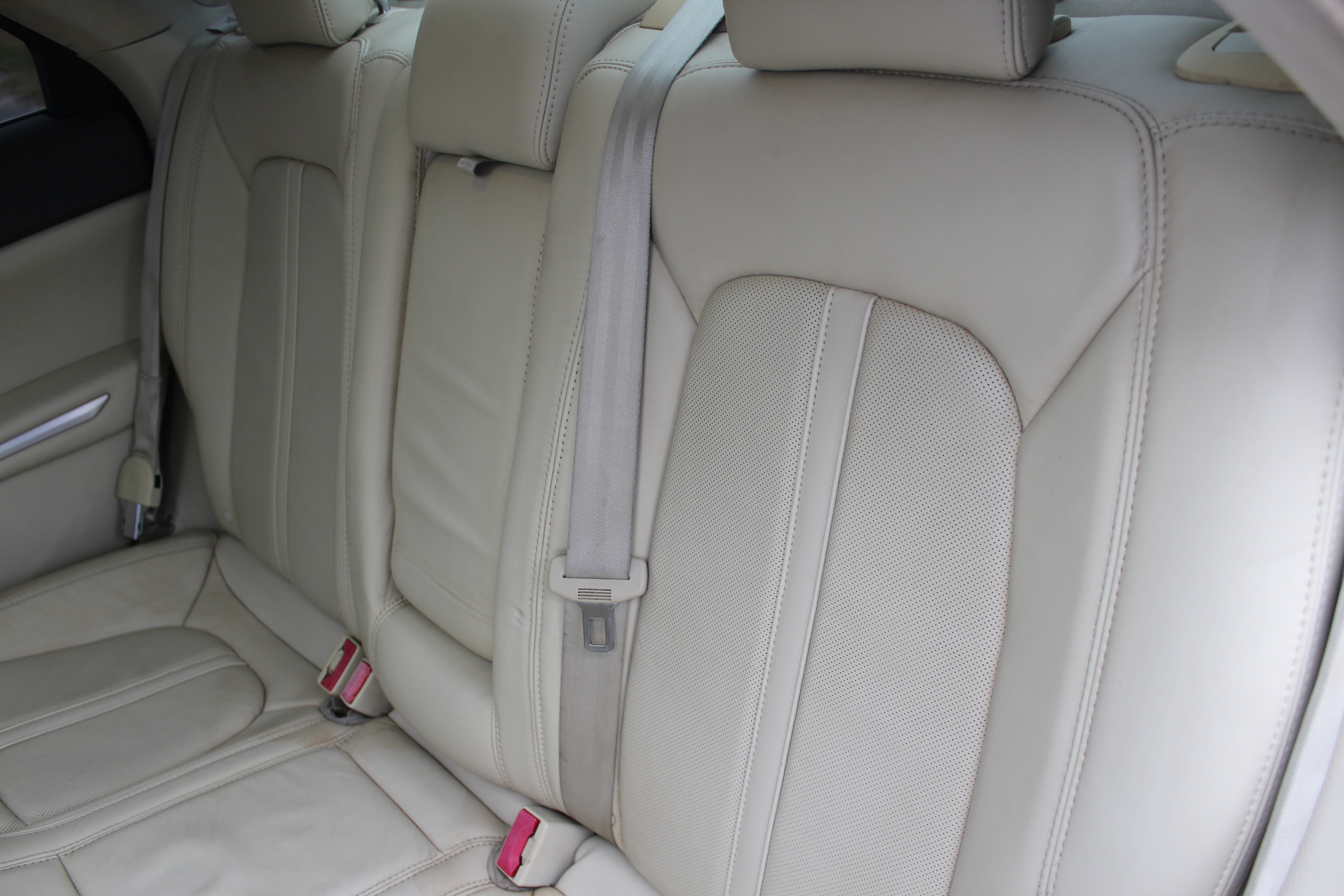 Used 2013 Lincoln MKZ Base image 41