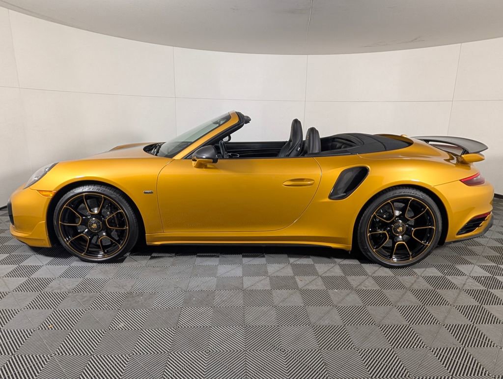 Used 2019 Porsche 911 Turbo S image 2