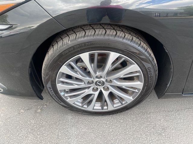 Used 2021 Lexus ES 350 Premium image 24